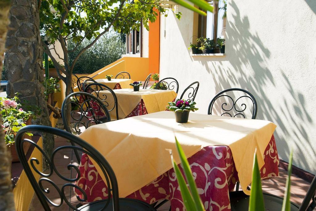 Hotel La Playa Cala Gonone Buitenkant foto